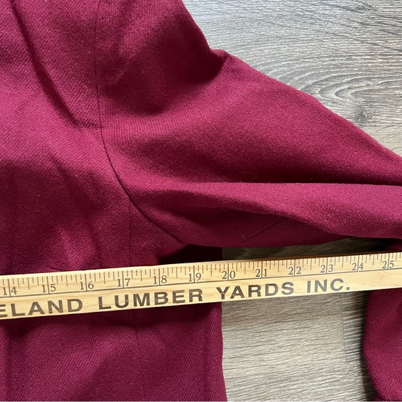 Vintage Requirements 100% Wool Full Zip-Up Pea Coat Dark Red Women's size 10 - Picture 10 of 11